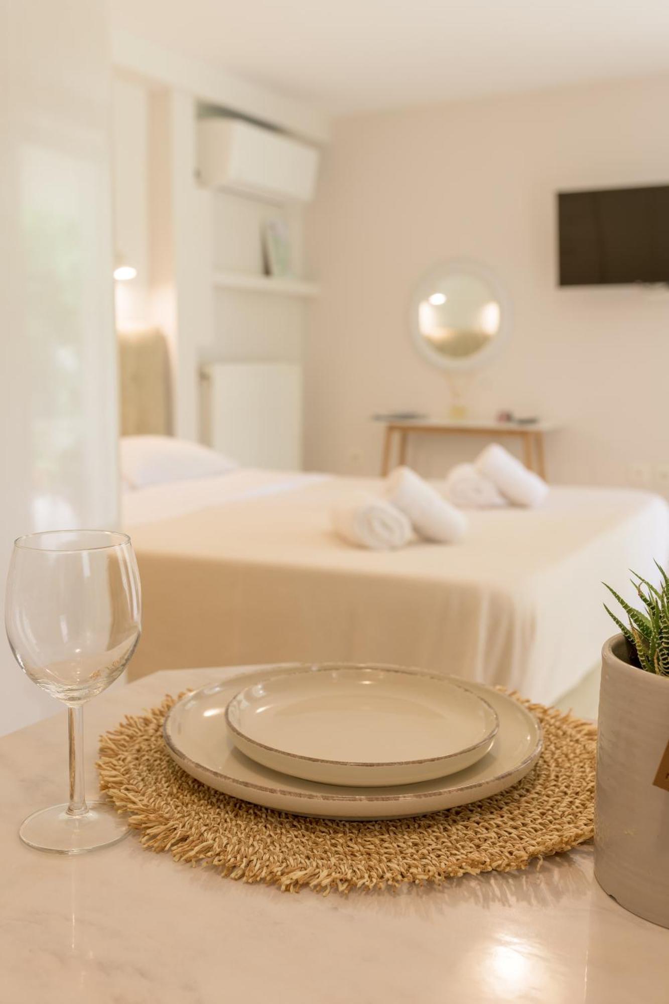 Cactus - Blooming Garden Apartments カラマタ エクステリア 写真
